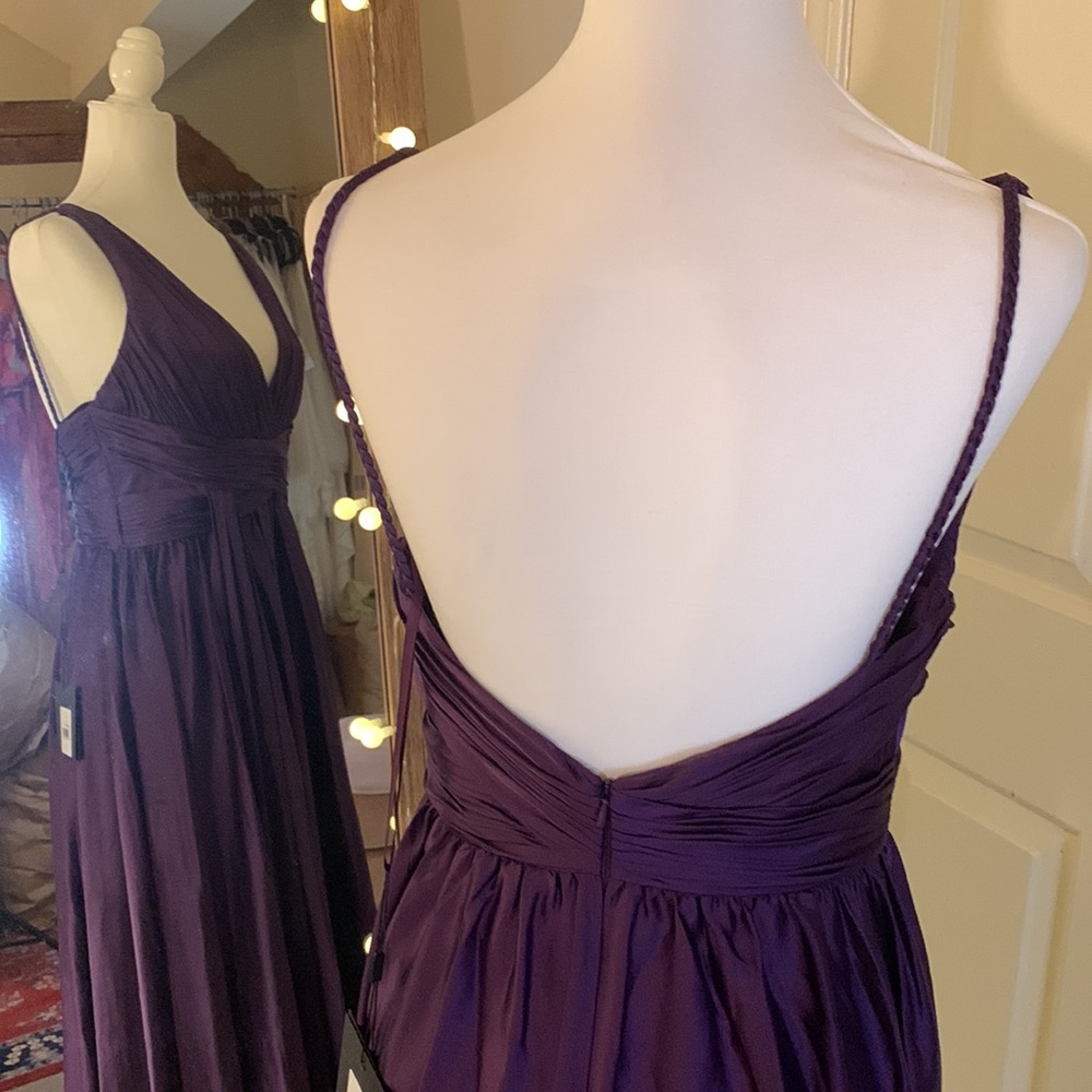 MAC DUGGAL
Ruched Top Satin Pleated Tea Length Dress - Picture 10 of 16